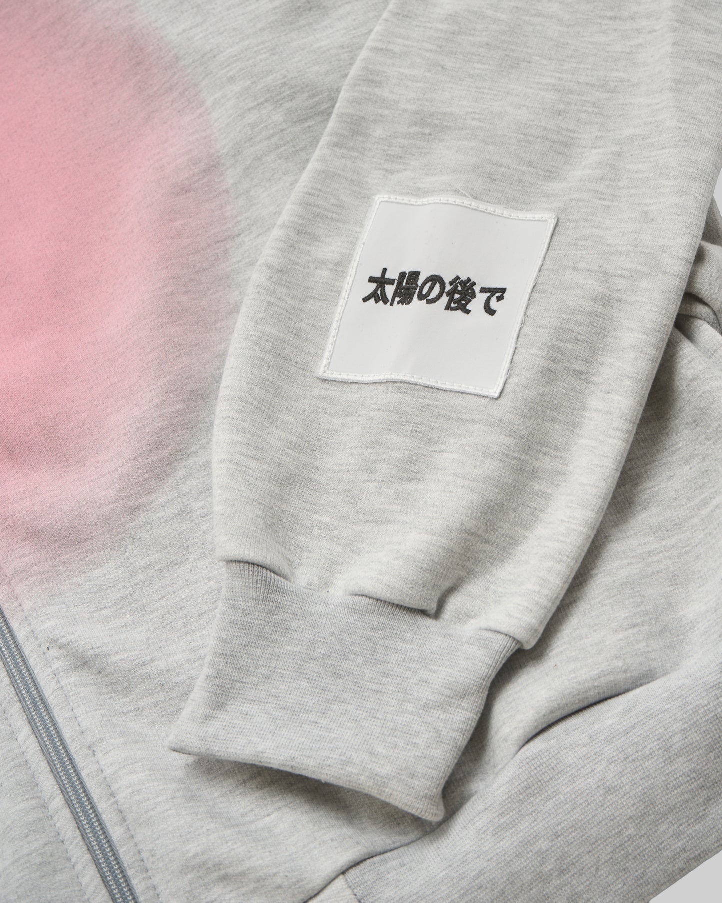AURA HOODIE "DESPUÉS DEL SOL"